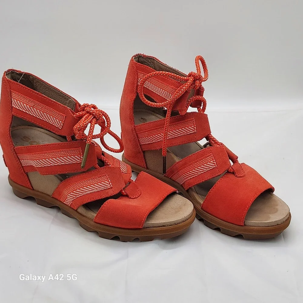 Sorel Joanie II Lace Wedge Sandals‎ Red Orange Suede NL3288-864 Womens 8.5